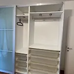 Dora - Homezon Apartment